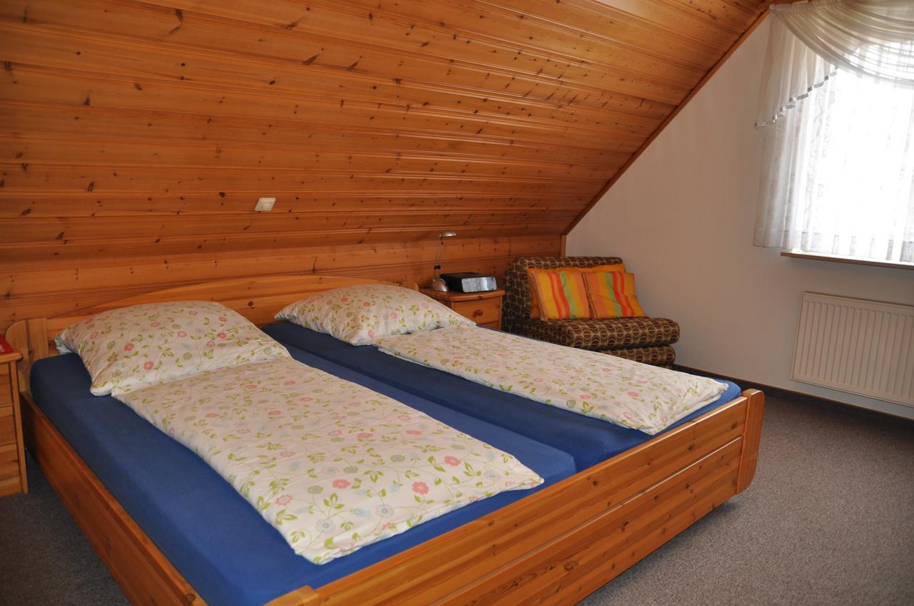 Ferienhaus Riede Norddeich エクステリア 写真