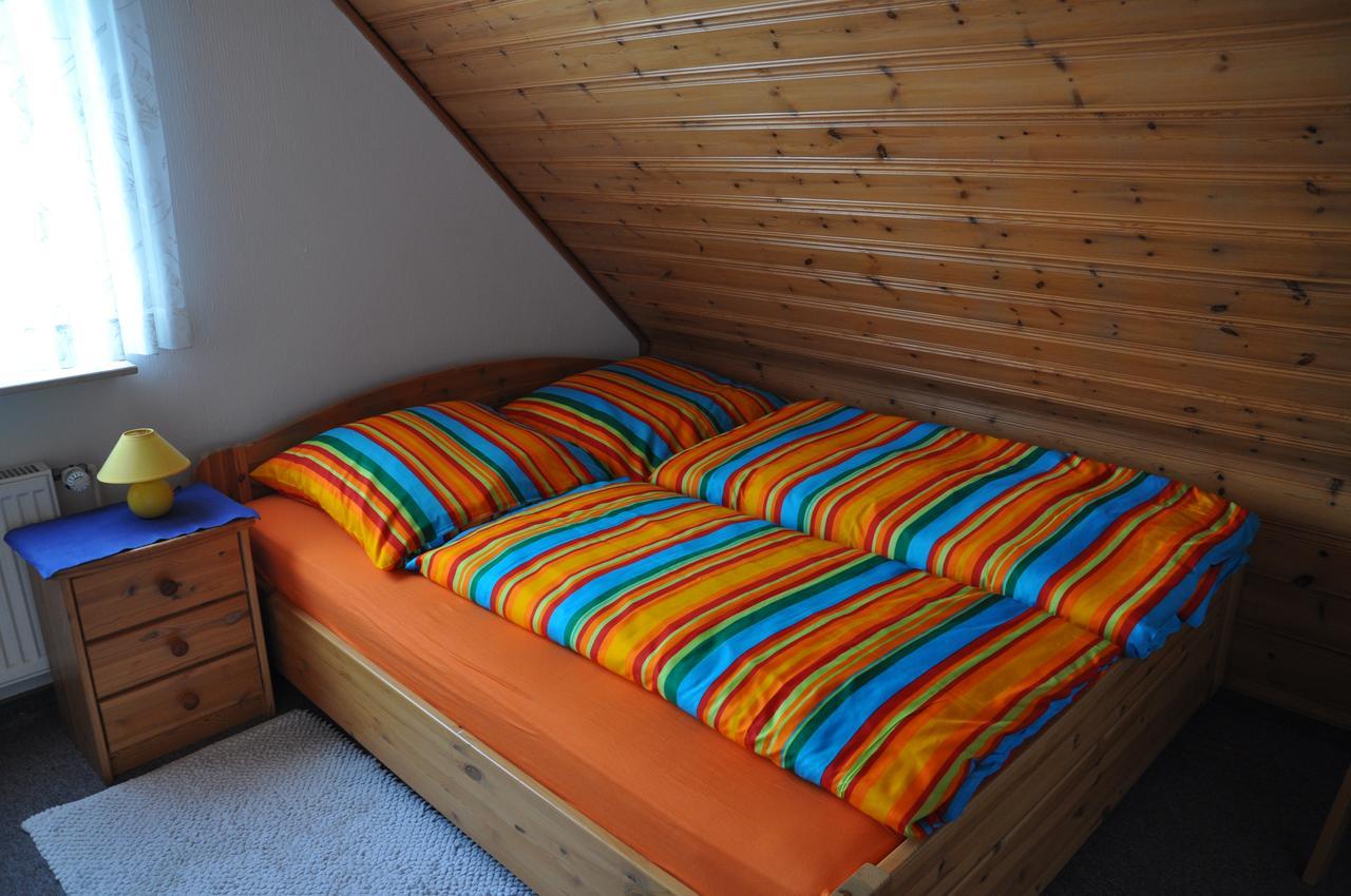 Ferienhaus Riede Norddeich エクステリア 写真