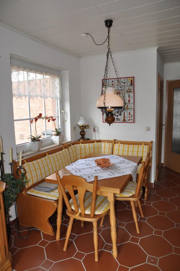 Ferienhaus Riede Norddeich エクステリア 写真